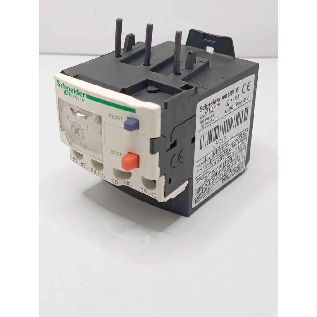 Mô hình rơle quá tải điện Schneider LRD16. Sản phẩm LRD16 được chụp ảnh từ công việc thực tế Gửi