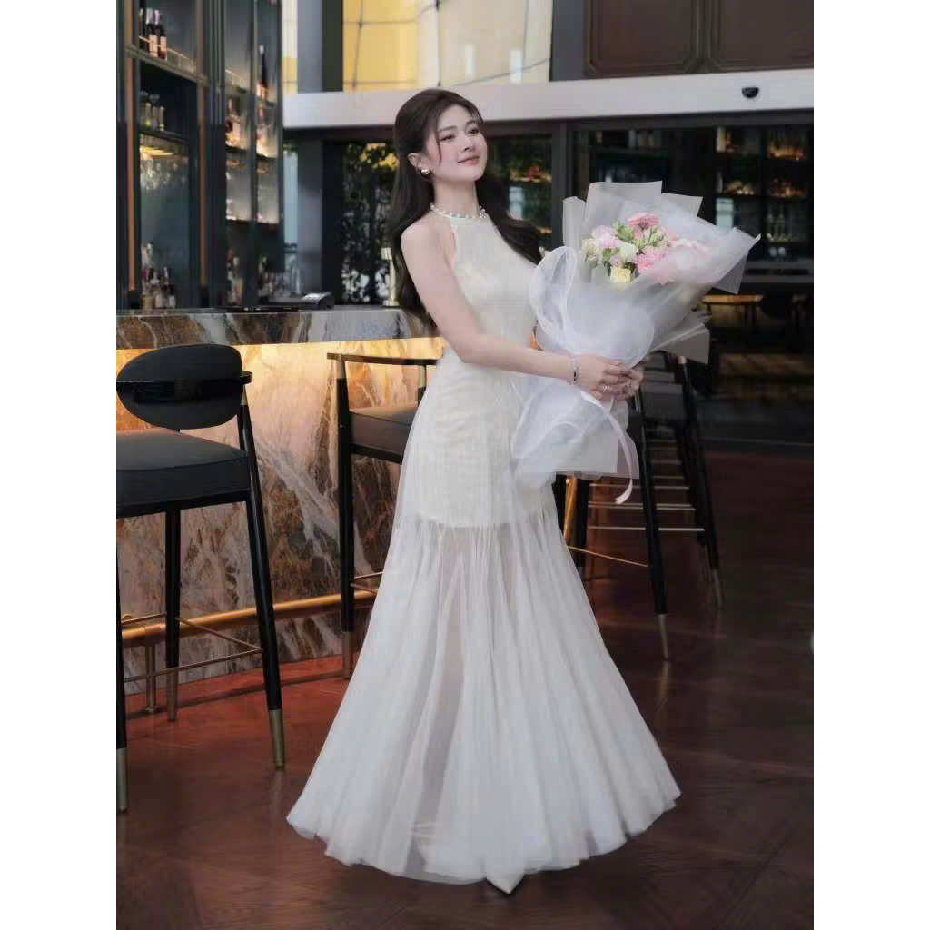 Đầm Dự tTiệc Cổ Yếm Ren Hoa Phối Lưới Xòe Bồng Runam Dress (ko cườm cổ) NT8766
