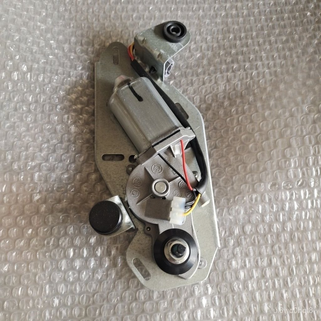 Mô tơ gạt mưa sau kèm vòi xịt nước chính hãng cho Beijing Auto BJ40 BJ40L BJ40 PLUS BJ40C bền đẹp
