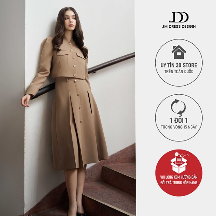 Set bộ áo trench coat dáng ngắn tay bồng 5C03.2410K, Chân váy xếp ly chụm 4L11.2410K thiết kế bởi JM