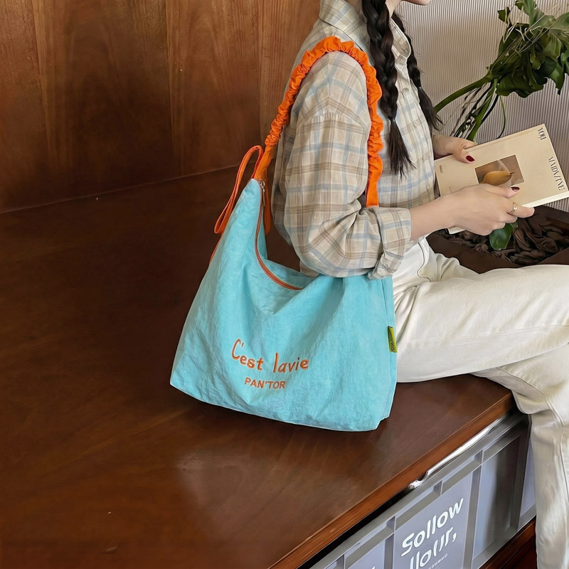 Candy-Colored Letters Embroidered Shoulder Bag Bags Summer Large Capacity Commuter Underarm Bag Fash