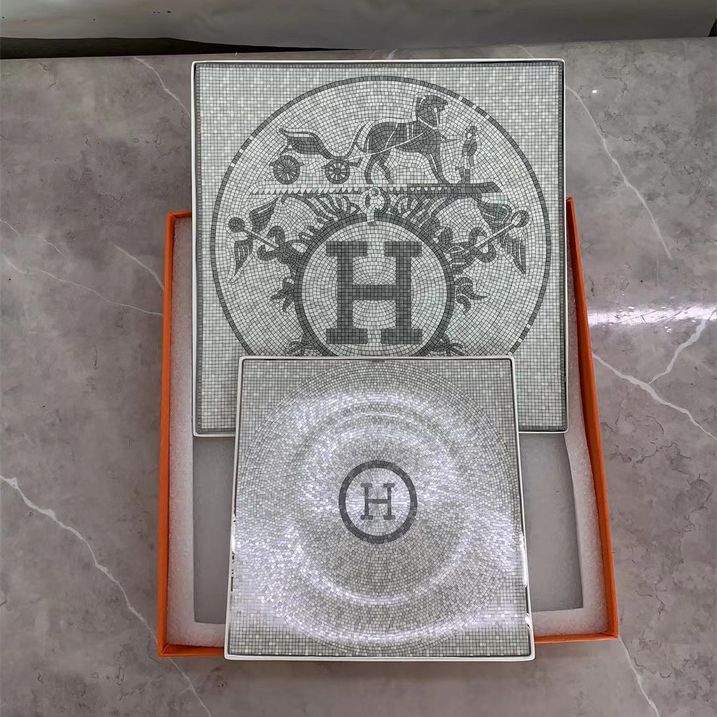 LR6S War Horse Series Bone Porcelain Dinner Plates, Cake Plates, Unique Steak Plates, Square Plates 