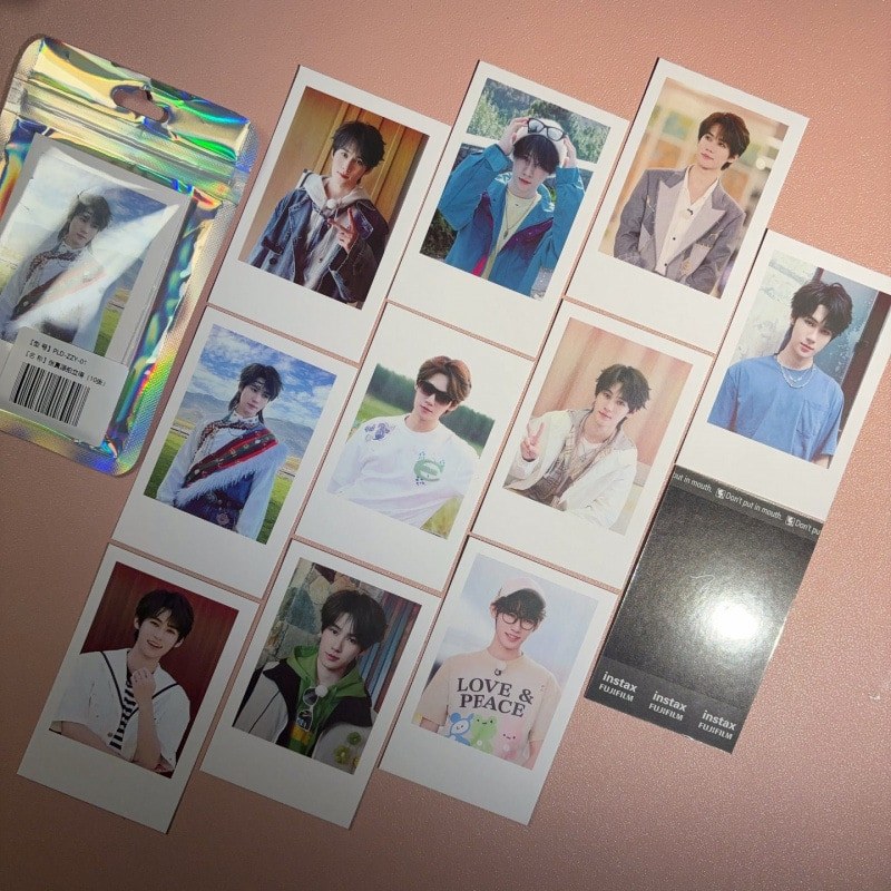 Zhang Zhenyuan Polaroid Photo Card 10 TNT Era Yout Zhang Zhenyuan Polaroid Photocard 10 TNT Times Yo