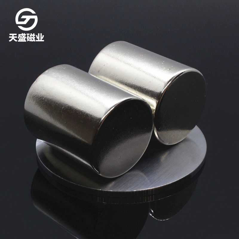 Nam châm hình trụ bằng thép từ tính D25*30, được từ hóa theo hướng xuyên tâm, nam châm hình tròn D25