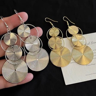Pinkdudu Vàng Vòng Bông Tai Vintage Chunky Dangles Vàng Tối Giản Trang Sức Cho Nữ PD2657