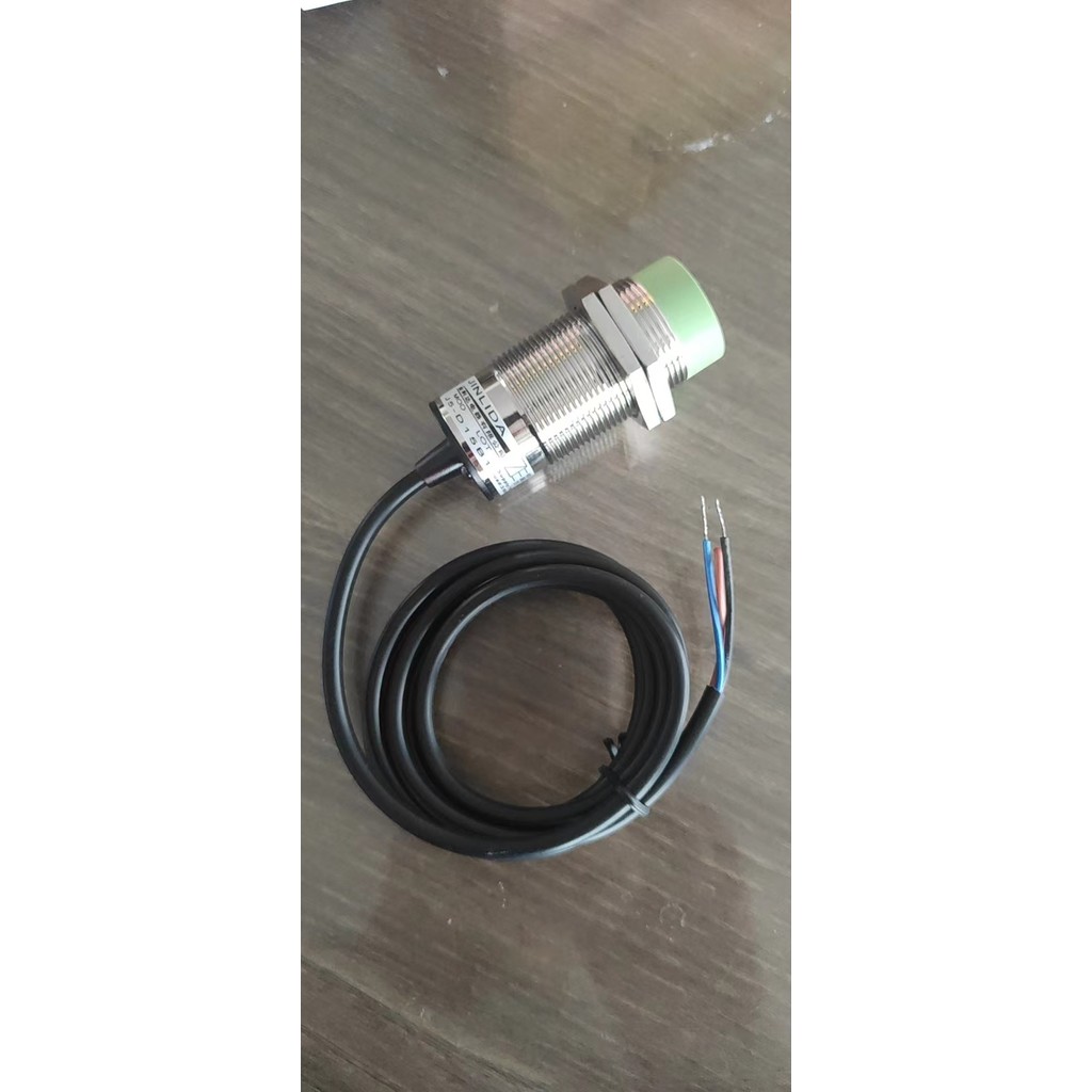 Công tắc tiệm cận J5-D15B1 NPN Thường mở