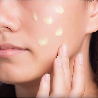 KEM MỤN CÀ RỐT - Làn da láng o không lo thâm mụn