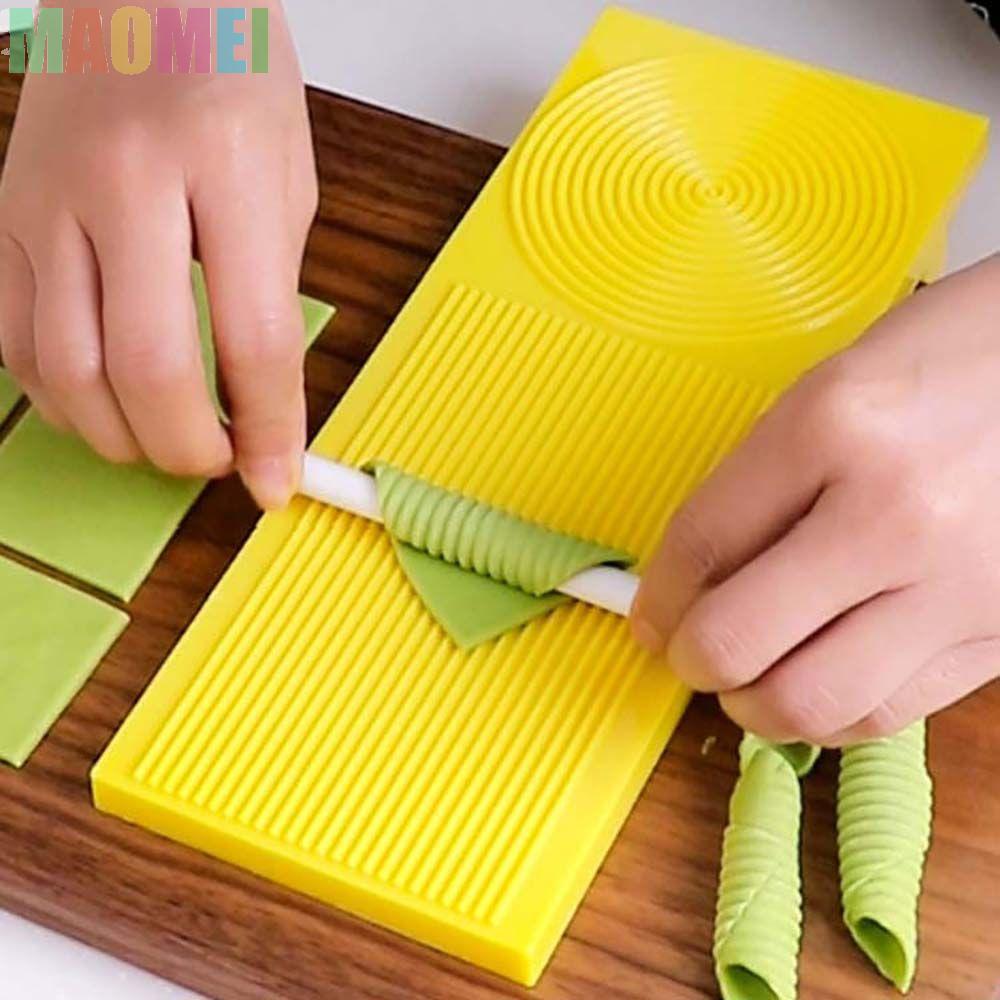 MAOMEI Pasta Board Spaghetti Gnocchi DIY Macaroni Maker Board Pasta Maker Chảo Nướng Khuôn Mì Máy Ti