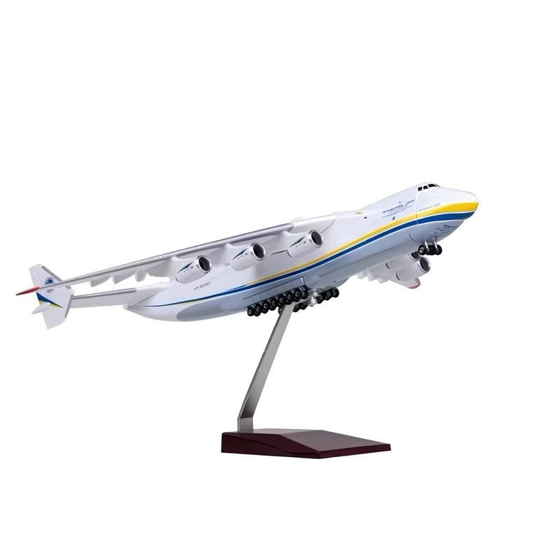 Mô hình máy bay vận chuyển Antonov An-225 Mriya Ukrainian NATO 1:200