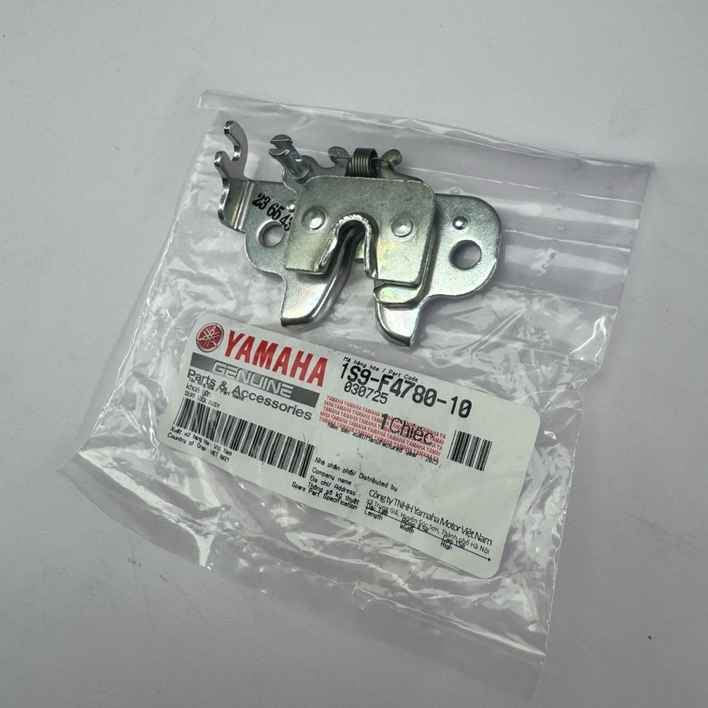 Bás khóa yên xe Sirius xăng cơ ,Exciter 135,Exciter 150 zin chính hãng