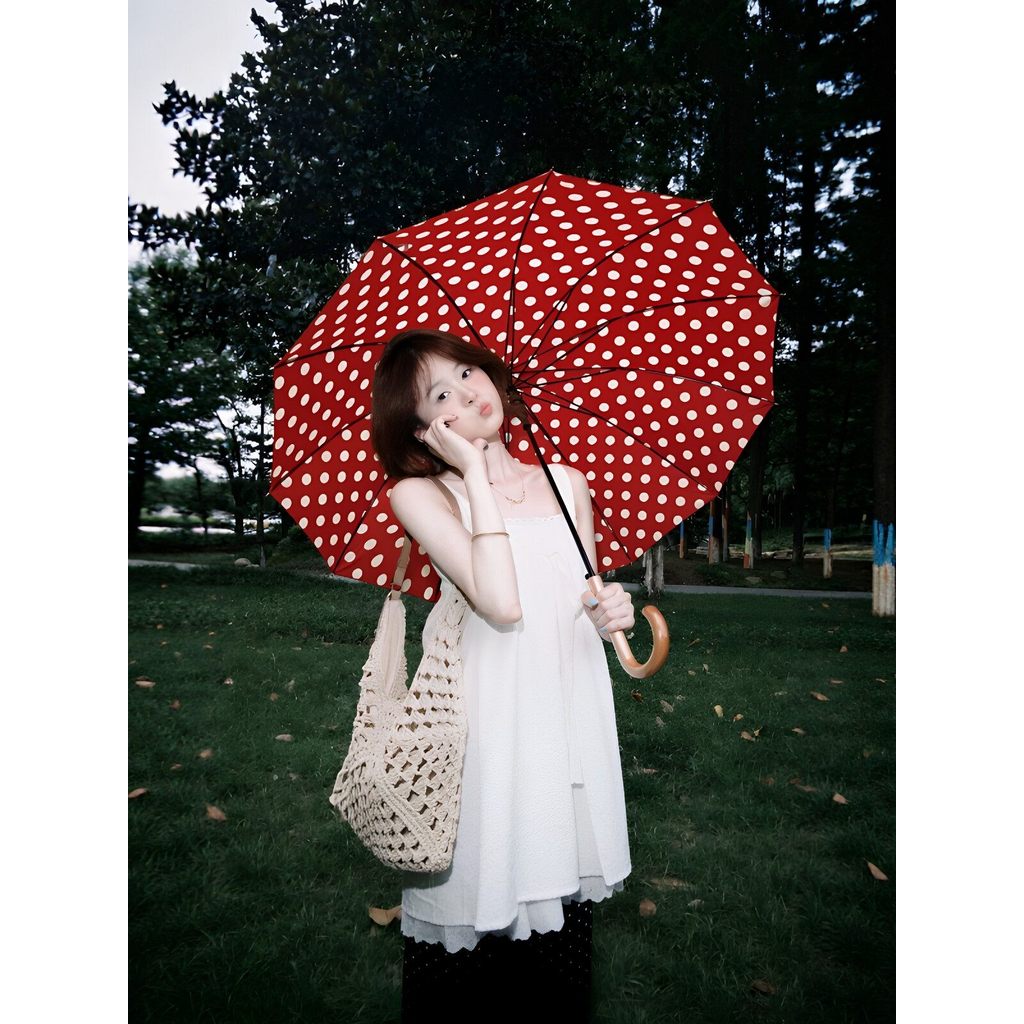 Đạo cụ chụp ảnh bắt cả mùa hèÔ Chấm Bi Màu Đỏ Retro Chấm Bi Đỏ Mở Rộng Mưa Hoặc Mưa Kép Sử Dụng