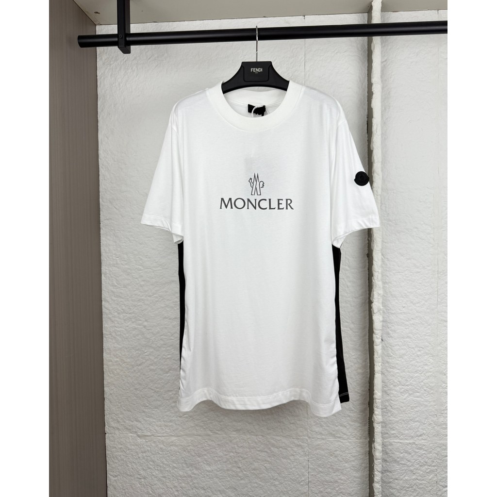 Áo thun ngắn tay in hình Moncler Moncler

S / M / L / XL SKLK