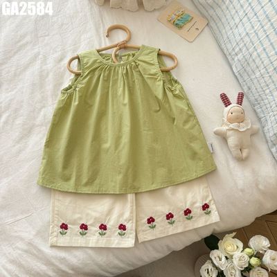 Set Áo Sát Nách Quần Ống Rộng Bé Gái Xanh Kem Thêu Hoa Thanh Lịch MINTSCLOSET GA2584