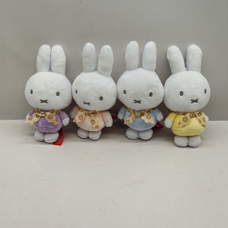 Chính Hãng Miffy Miffy Thỏ Khăn Hoa Kem Size Lớn 45cm Sang Trọng Đứng Búp Bê V