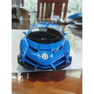 Xe ô tô biến hình Robot bộ Siêu Anh Hùng Avengers