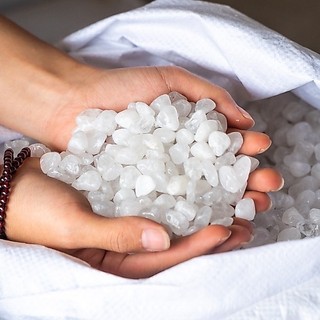 100g vụn đá thạch anh ( các màu )
