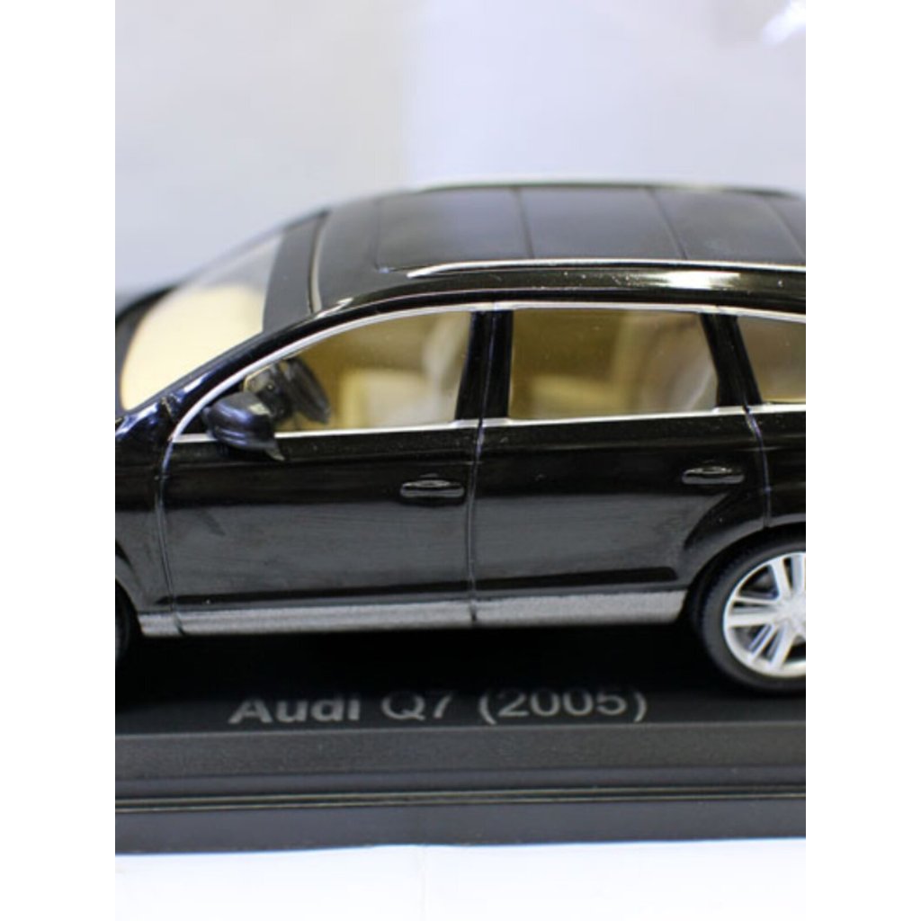 [Mẫu xe có sẵn] Điều trị lỗi 1 / 43 Xe hợp kim Au * di Q7 2005 Audi Q7 Trang trí mô hình xe SUV sang