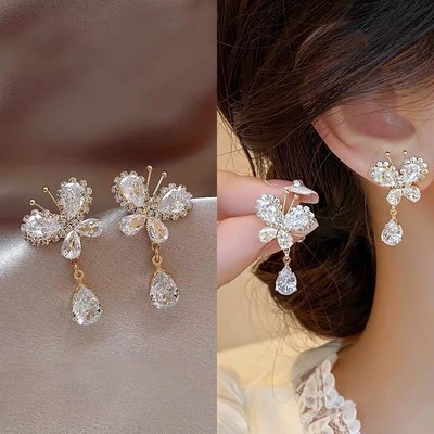 Pinkdudu Bướm Zirconia Bông Tai Nhẹ Nhà Thiết Kế Sang Trọng Dangles Cao Cấp Tối Giản Trang Sức Cho Nữ PD2633