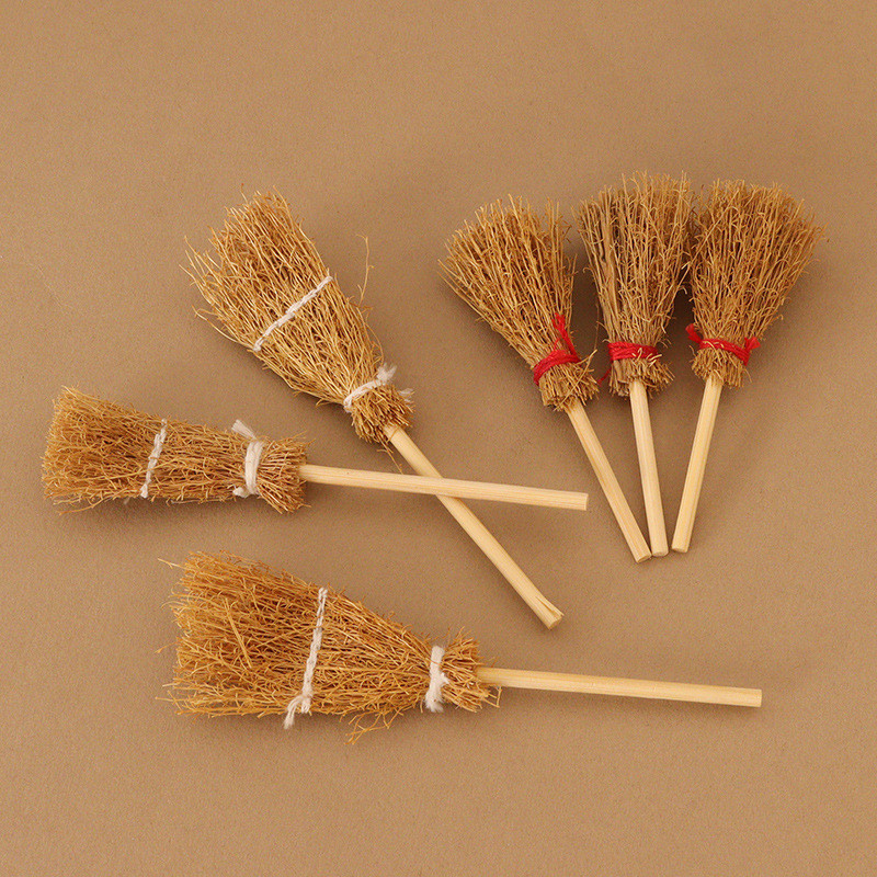 Preferred#Doll House Dollhouse Miniature simulated food toy model accessories, mini broom, household