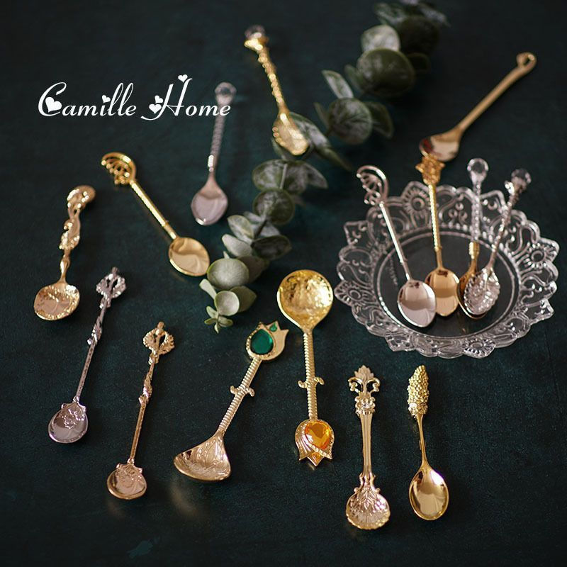 High-end European-style palace dessert spoon, new product, gold color vintage ins Creative Mixing Sp