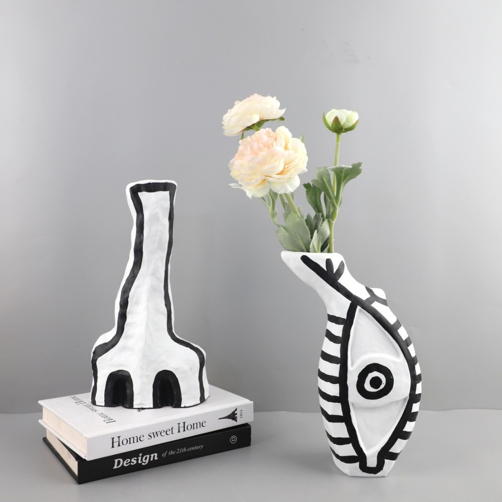 RIY2 European-style light luxury geometric irregular-shaped hand-painted resin vase desktop ornament