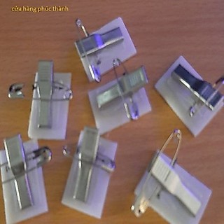 kẹp áo tang trắng 2cm