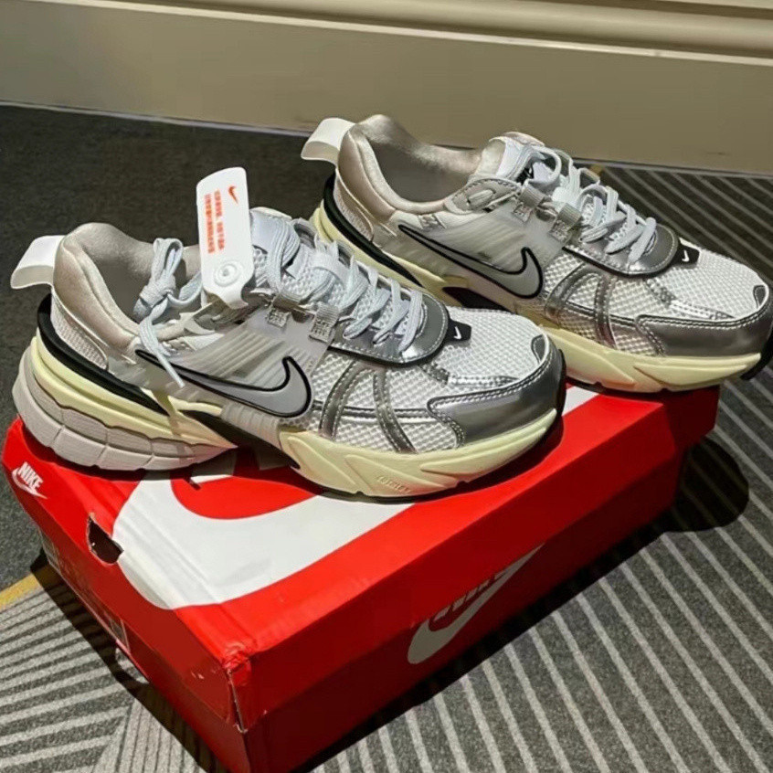 Giày chạy bộ chống sốc Nike V2K runtekk 3 màu dành cho nam và nữ chống mài mòn phục hồi