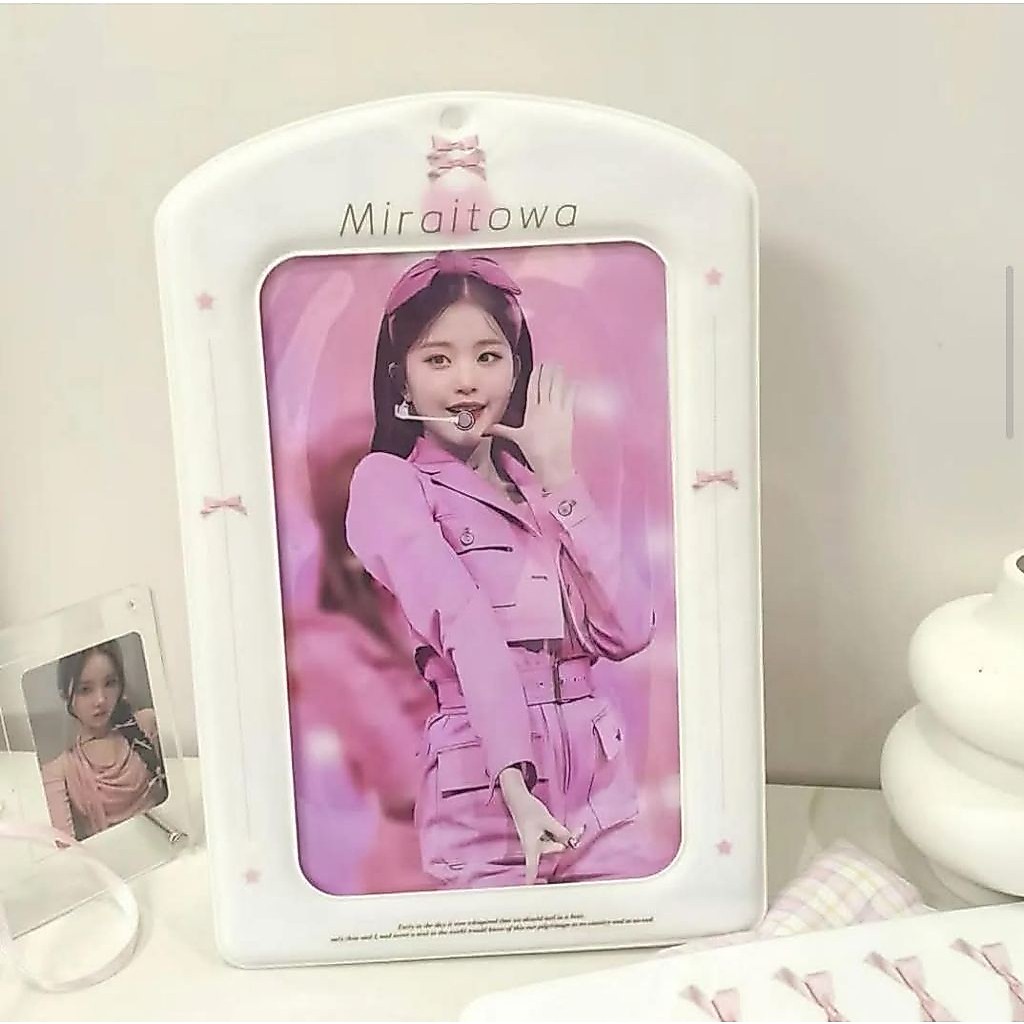 SẴN Card Holder A4 Siêu To KHỔNG LỒ