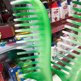 lược nhựa răng thưa lớn