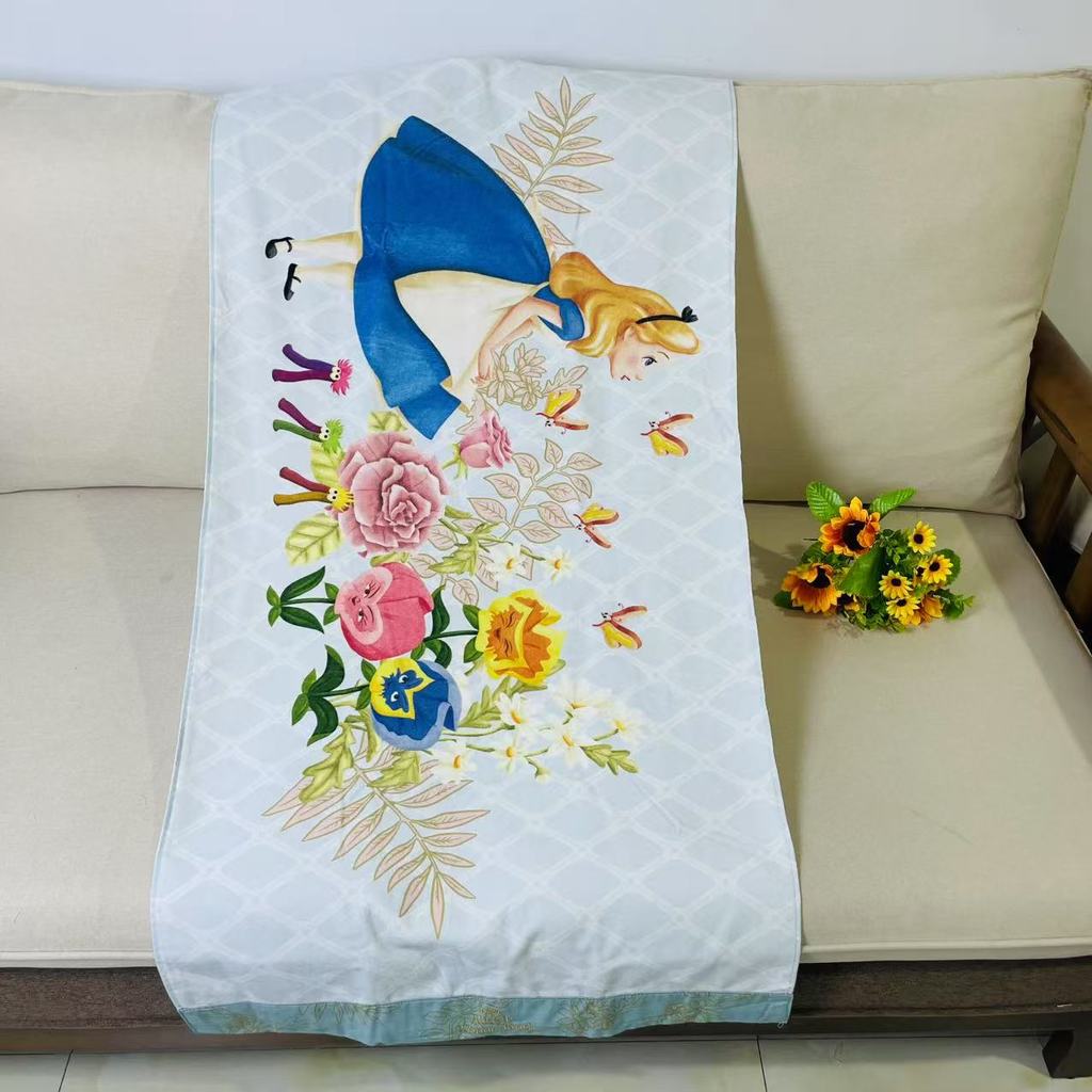 Miễn phí vận chuyển Hàng ngày Hàng có sẵn Alice in Wonderland in phun Boutique Khăn tắm thêu dày Khă