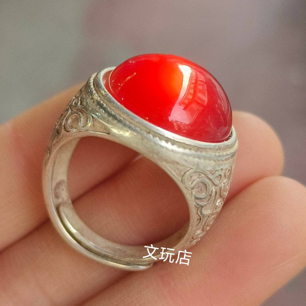 Bộ sưu tập cổ Nhẫn bạc Bộ đính đá quý Ruby Seed Silver Ladies Ring Qianlong Năm Dân gian Bạc Trang s