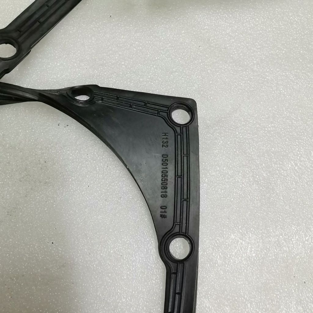 Nhà máy chính hãng Renault Three Kingdoms Four Kingdoms Engine Oil Pan Gasket Oil Pan Vít.