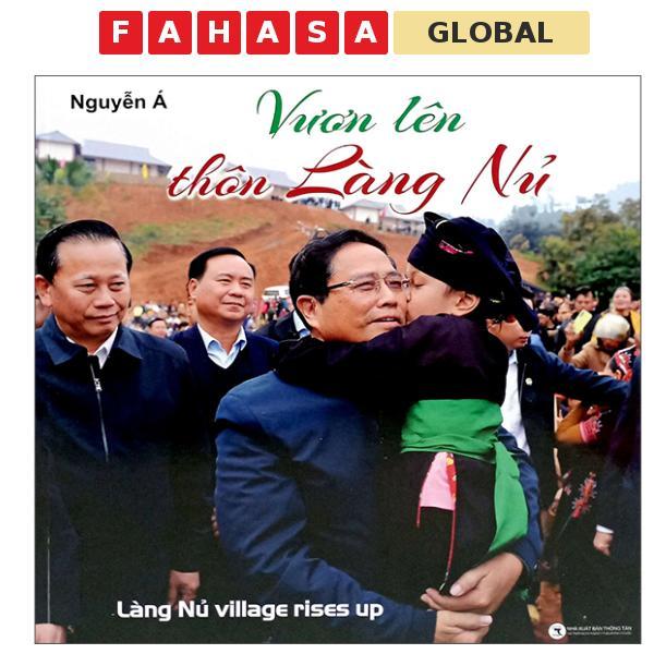 Sách - Vươn Lên Thôn Làng Nủ - Lang Nu Village Rises Up