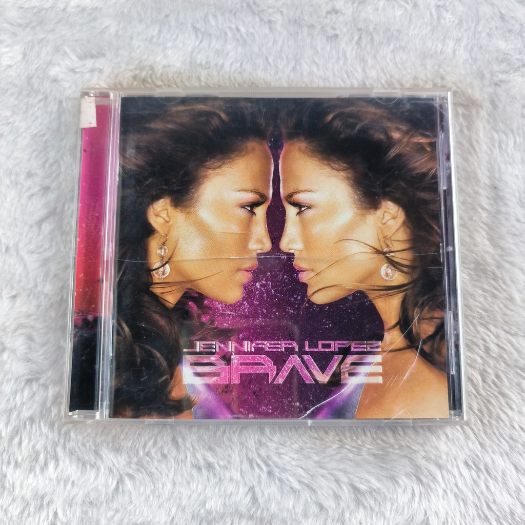 Z424 Jennifer Lopez Brave CD Album C0103