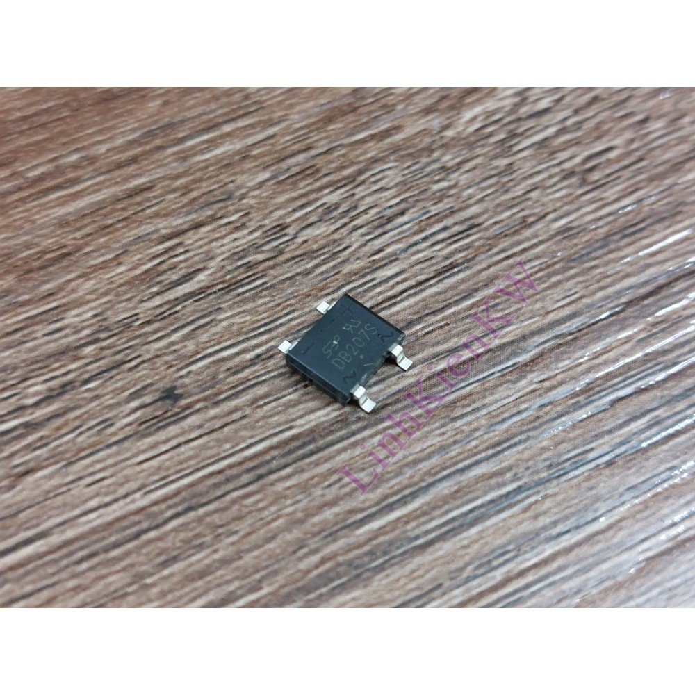 (20c) IC dán 4 chân DB207S mới 100%.