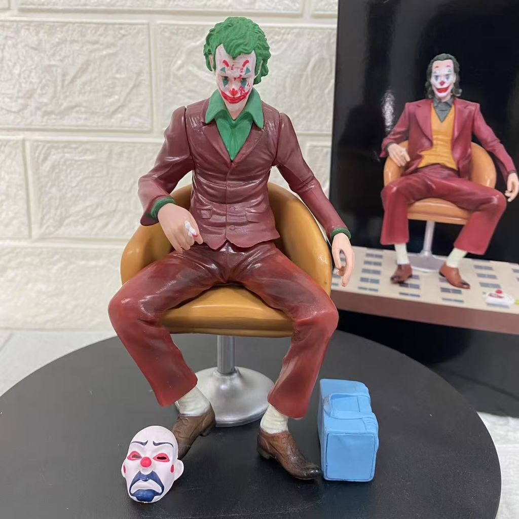 JOKER Đỏ Quần Áo JOKER Chú Hề Hình Đỏ Quần Áo Ngồi JOKER Gothan Series Máy Tính Để Bàn Mô Hình Trang