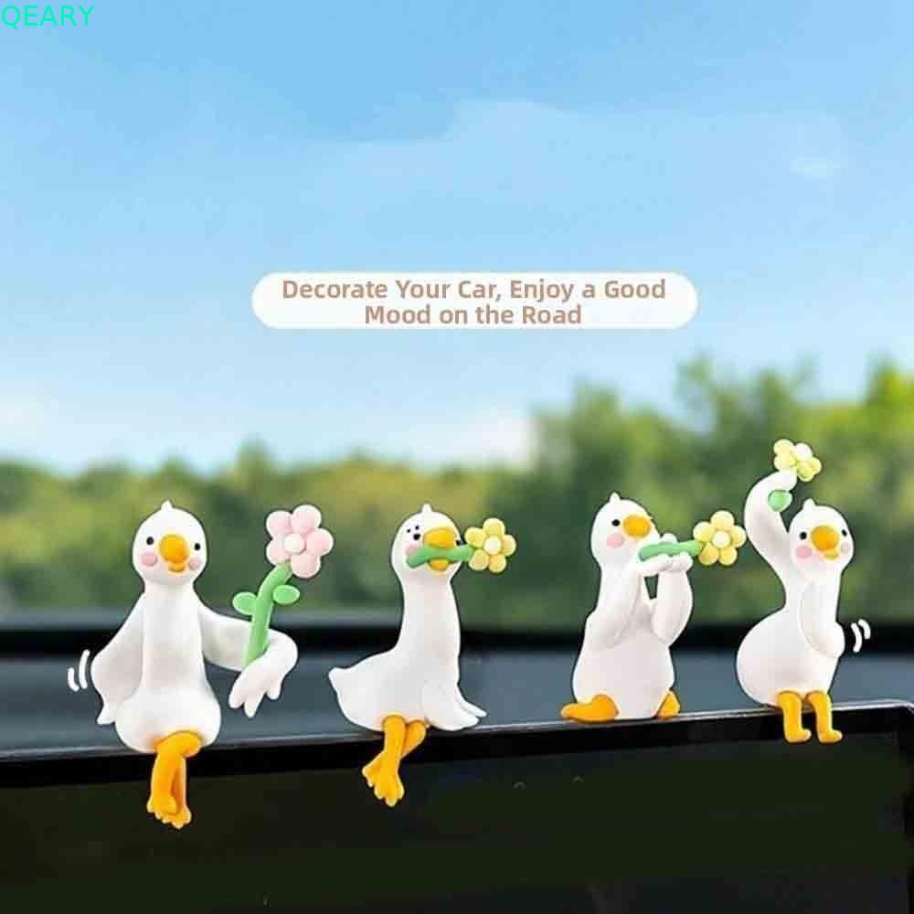 QEARY Trang trí chú vịt mini, Trang trí màn hình máy tính mini động vật hoạt hình, Phụ kiện trang trí nội thất ô tô Tượng trưng bày máy tính Bảng điều khiển trung tâm ô tô Trang trí bàn làm việc