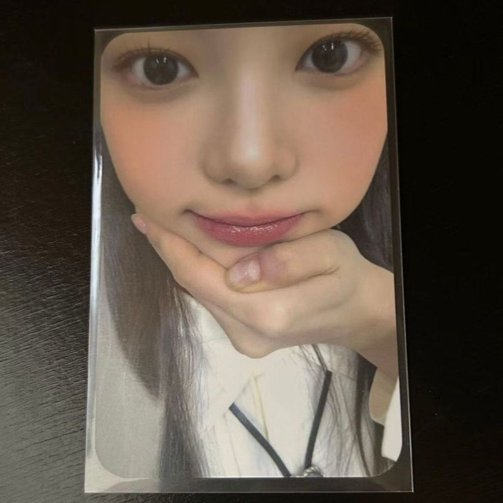 Hàng sẵn có hearts2hearts Hearts sw Sign Sale h2h Hearts Girl Thẻ đơn ian Zheng Yian H2H Thẻ ảnh Mặc