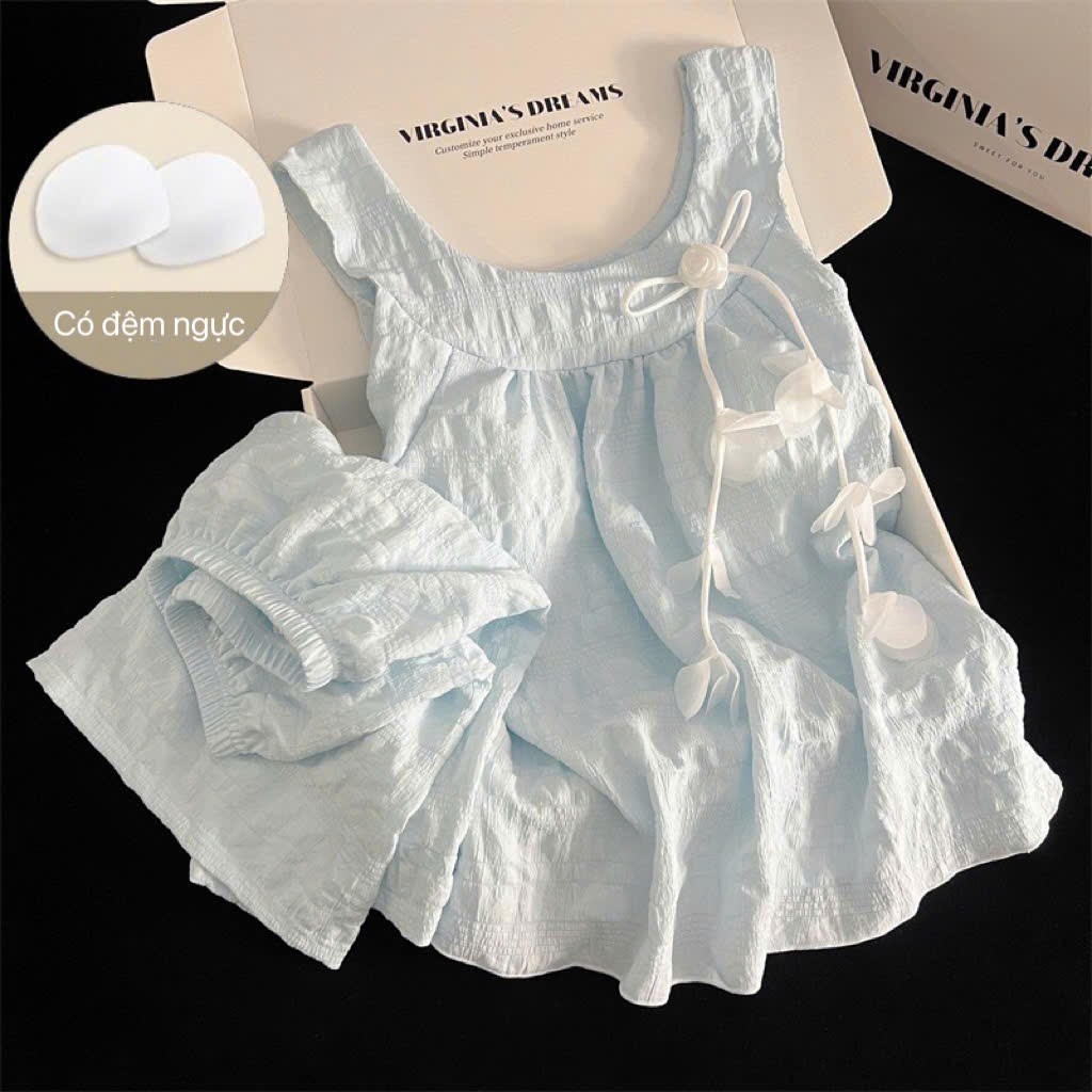 Bộ Đồ Ngủ Nữ Sát Nách Hoa Thêu Lụa Mềm Mát | Pijama Dáng Rộng Kèm Quần Short Lưng Thun Dễ Thương Màu Xanh & Kem