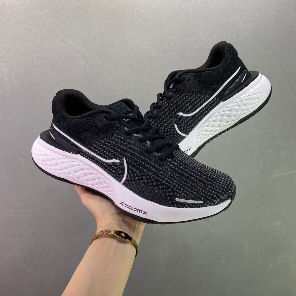 ZoomX Bất khả chiến bại Run 2