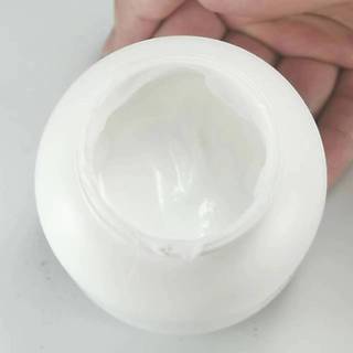 Kem Vitamin E Thái Lan 220ml ARON Chính Hãng (MV3616 Chữ Thái)