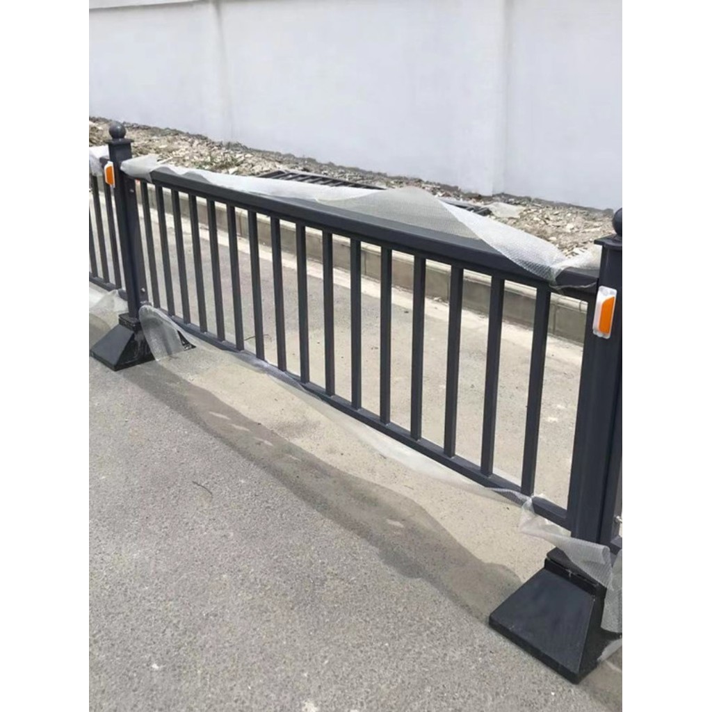 Chu Kunshan Quản lý thành phố Máy lan can giao thông Đường lan can không cách ly Hàng rào chống va c