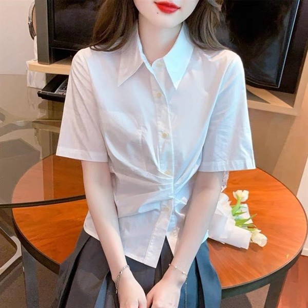 5264 sơ mi màu trắng chất thô túi trước vạt lệch xếp ly tay cộc
