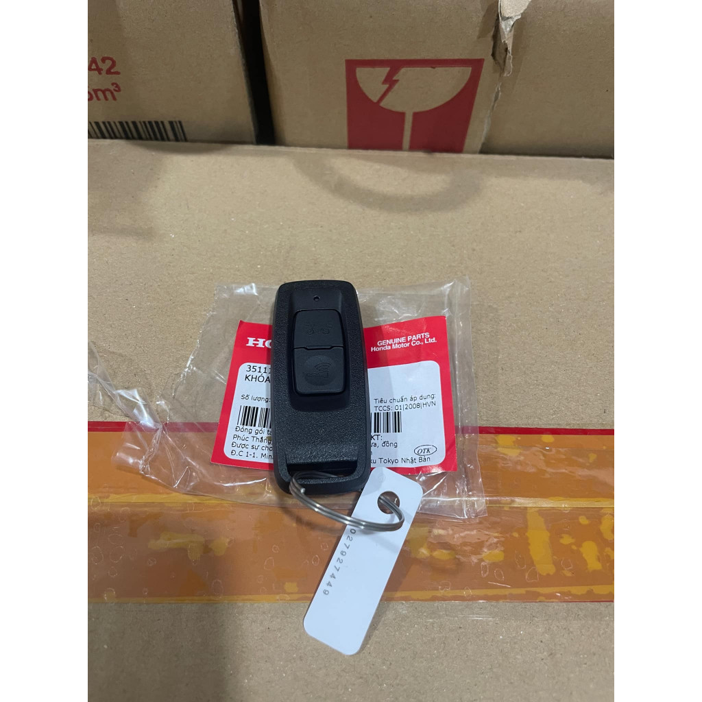 CHÌA KHÓA VISION 2025 ( 2025 A E NHÉ ) - HÀNG ZIN CHÍNH HÃNG - VISION 2025 KHÁC HOÀN TOÀN KO CHUNG X