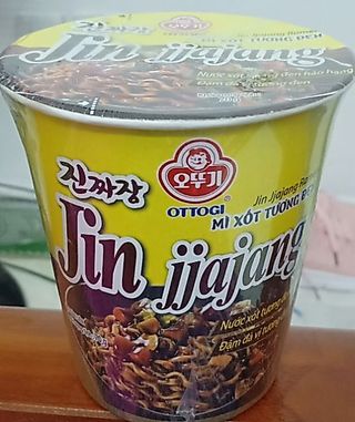 Mì xốt tương đen ly 70g ( Jin JJajang) Otoki