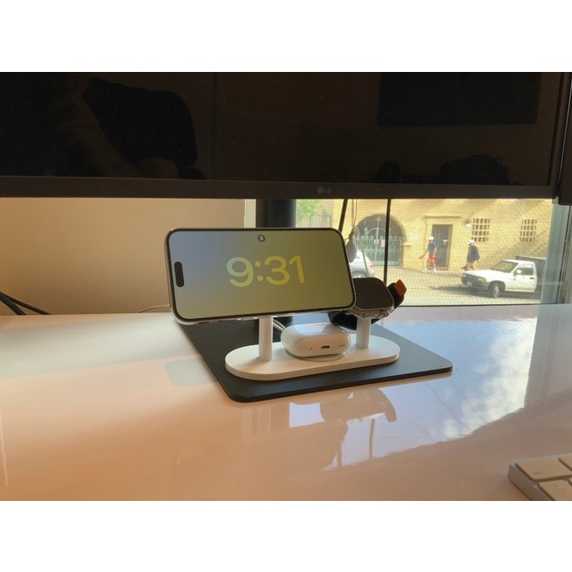 Thích hợp cho Apple Apple Apple Đế sạc ba trong một Magsafe iPhone iWatch AirPods Storage