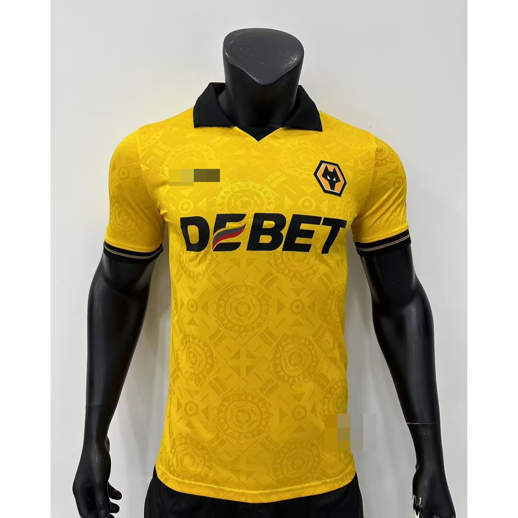 Áo đấu mới Wolves sân nhà, tay ngắn