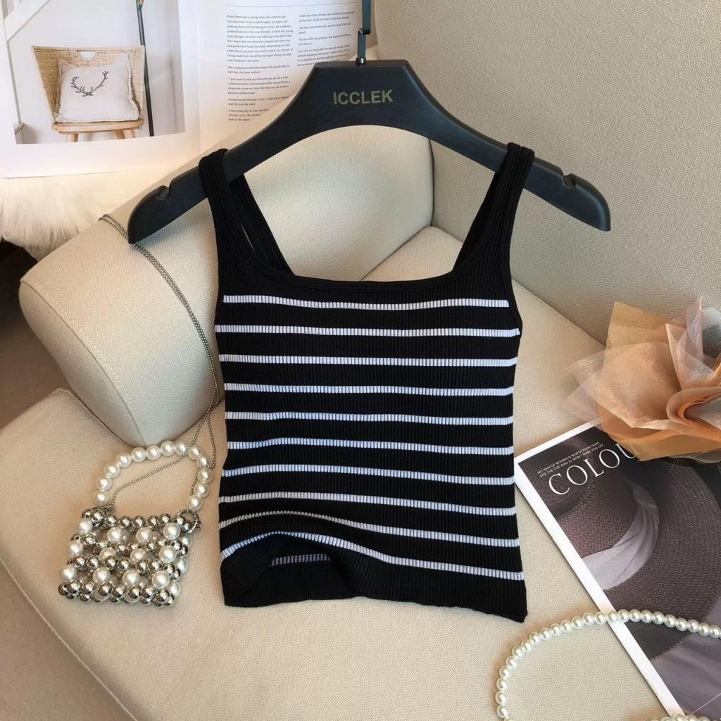 Sọc Camisole 2025 Không Tay Bên Ngoài Mặc Hot Girl Design Slimer Look Slimer fit Top Đẹp Lưng Camiso