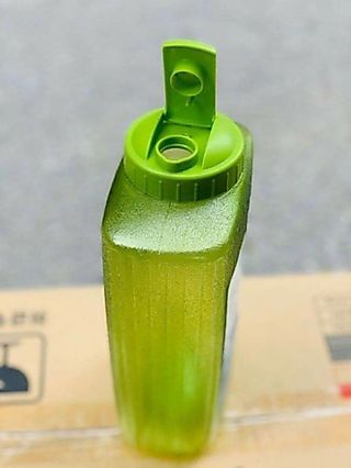 Bình nước lock and lock 2.1 L .