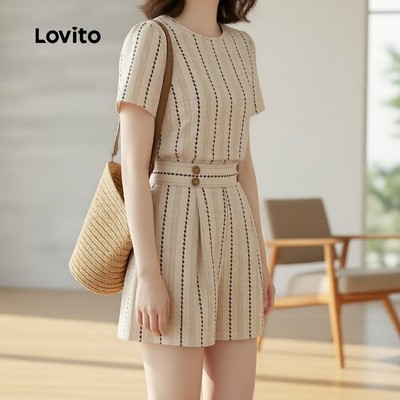Lovito Phong cách thường ngày Bộ quần short nữ mùa xuân hè thiết kế nút bấm màu kaki phong cách năng động L171ED408